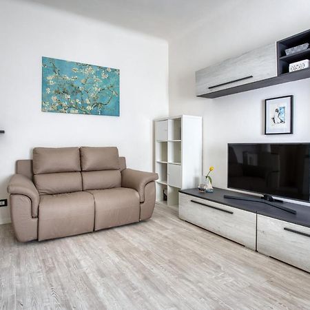 Апартаменти Joivy Chic 1 Bed Flat Мілан Екстер'єр фото